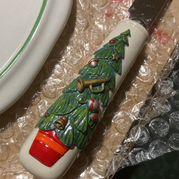 8.5” PFALTZGRAFF China CHRISTMAS SERVING PLATE PLATE and Matching Cheese KNIFE - Picture 3 of 6